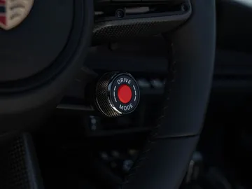 Car image 40