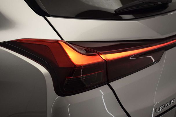 Lexus UX 135 kW image number 30