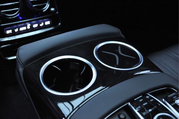 Mercedes-Benz S 65 AMG L 463 kW image number 34