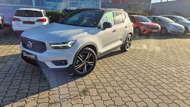 Volvo XC40 T5 192 kW image number 1