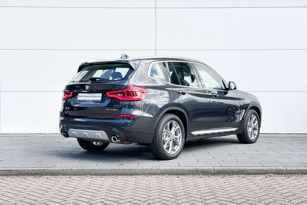 BMW X3 xDrive30e 215 kW image number 3