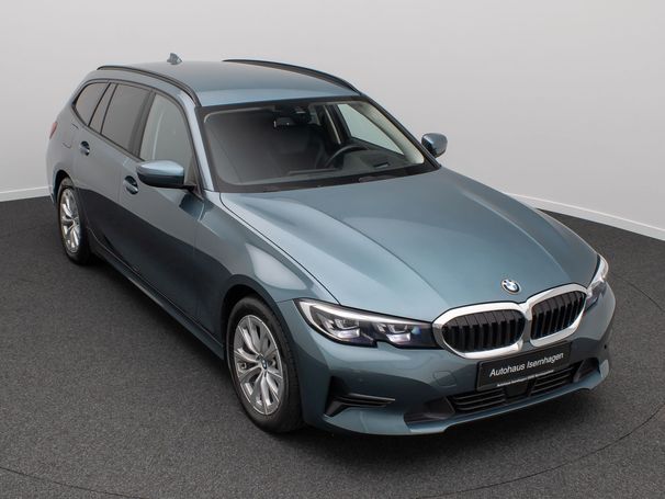 BMW 320d Touring 140 kW image number 2