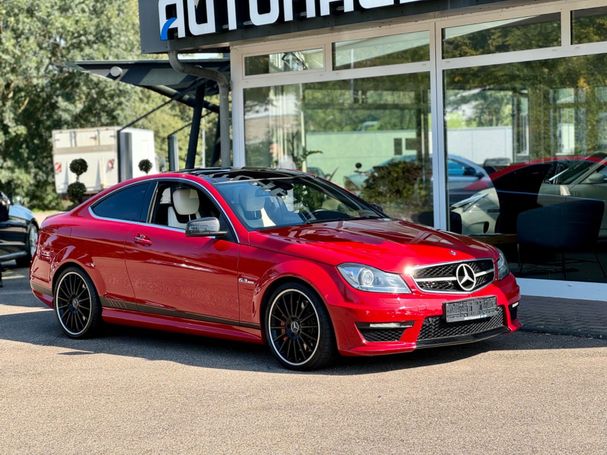 Mercedes-Benz C 63 AMG C Coupe 358 kW image number 12