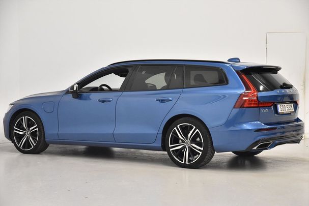 Volvo V60 T8 R Design AWD 288 kW image number 11