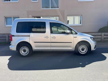 Car image 45