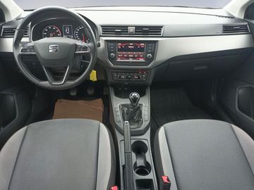 Car image 10