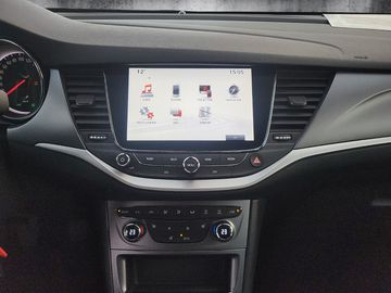 Car image 11