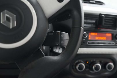 Car image 31