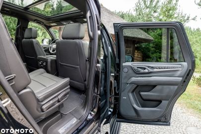 Car image 40