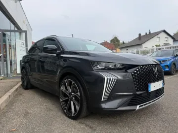 Car image 20