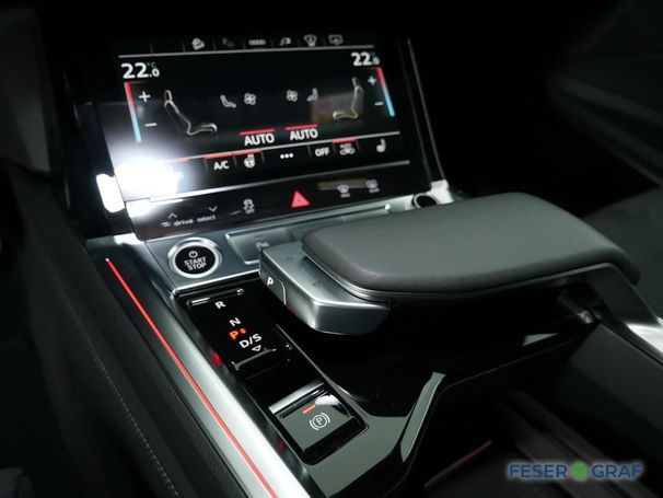 Audi Q8 55 e-tron S-line 300 kW image number 8