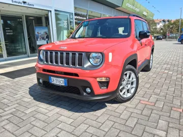 Car image 32