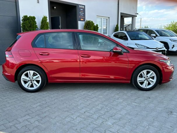 Volkswagen Golf 1.0 TSI Life 81 kW image number 2