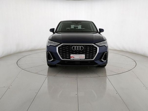 Audi Q3 45 TFSIe S tronic S-line 180 kW image number 2