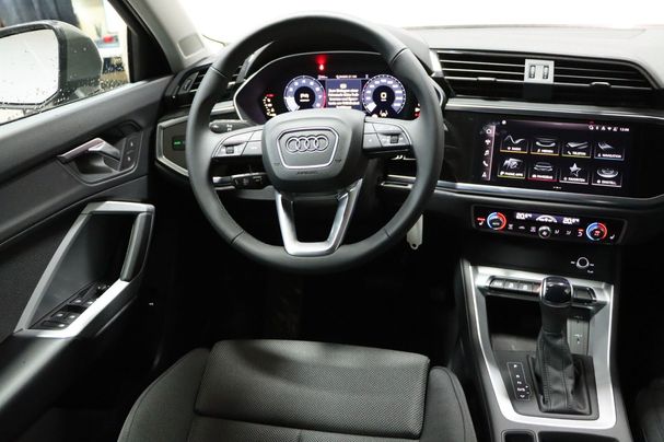 Audi Q3 35 TFSI S tronic 110 kW image number 9