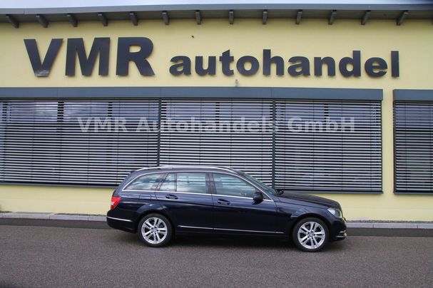 Mercedes-Benz C 200 BlueEFFICIENCY 135 kW image number 4