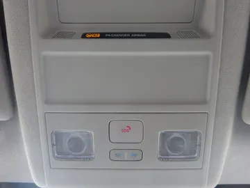Car image 43