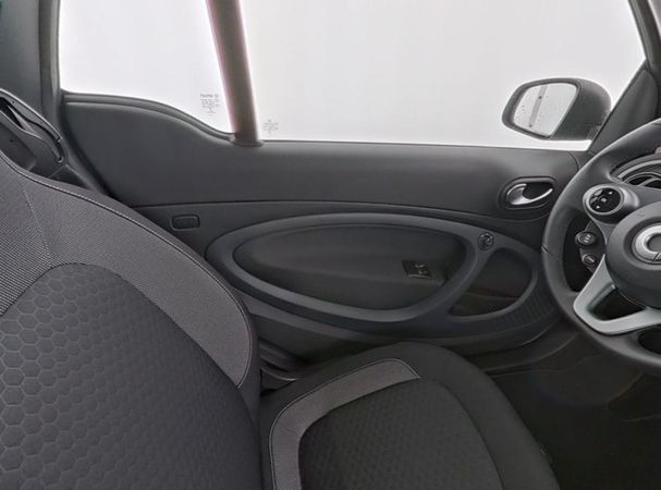 Smart ForTwo EQ 60 kW image number 8