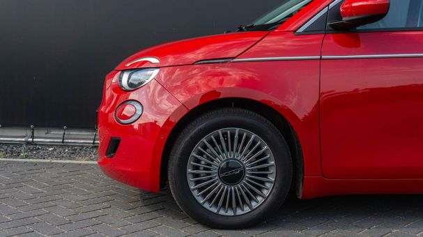 Fiat 500 e 42 kWh 87 kW image number 25