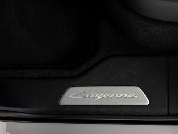 Porsche Cayenne E-Hybrid 346 kW image number 28