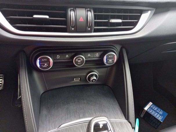 Alfa Romeo Stelvio 2.2 118 kW image number 16