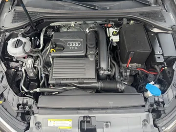Car image 28