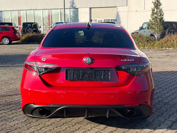 Alfa Romeo Giulia Q4 206 kW image number 2