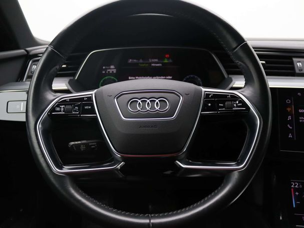 Audi e-tron 55 quattro 300 kW image number 16