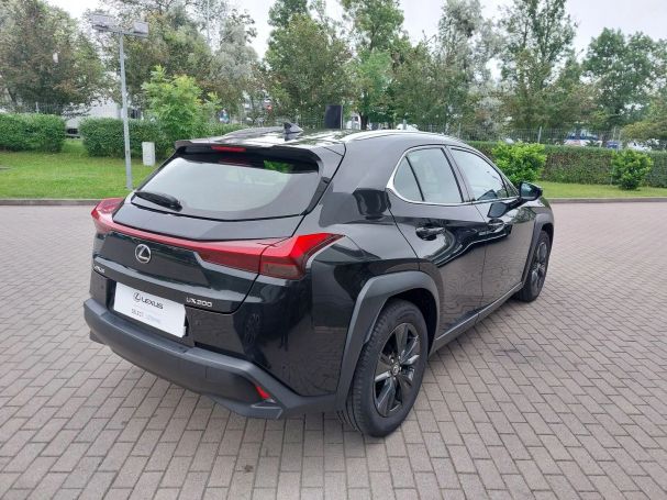 Lexus UX 200 126 kW image number 2