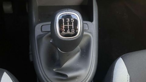 Car image 31