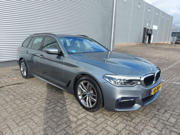 BMW 520i Touring 135 kW image number 4