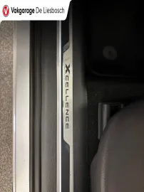 Car image 34