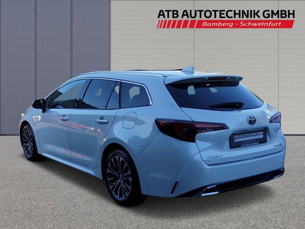 Toyota Corolla Hybrid Touring Sports 144 kW image number 4