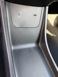 Car image 29