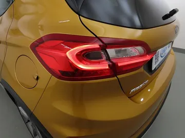 Car image 32