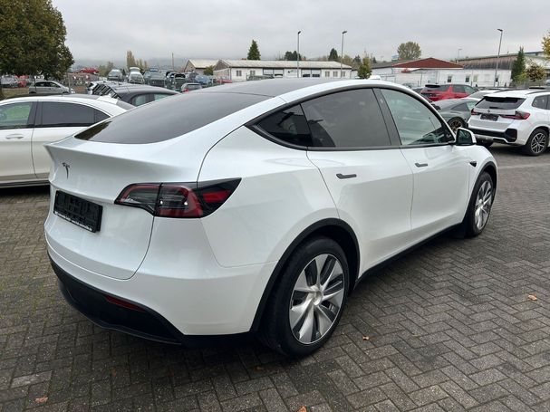 Tesla Model Y 220 kW image number 4