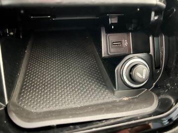 Car image 45