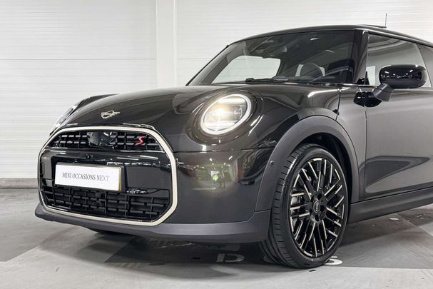 Mini Cooper S Favoured Trim 150 kW image number 24