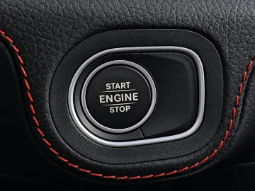 Car image 40