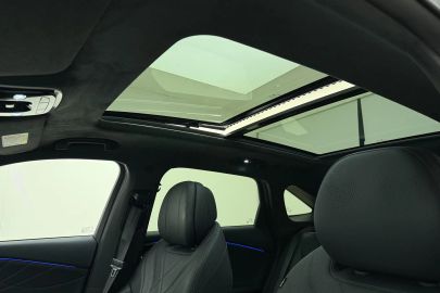 Car image 38