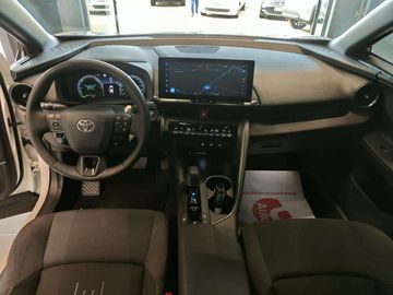 Car image 11