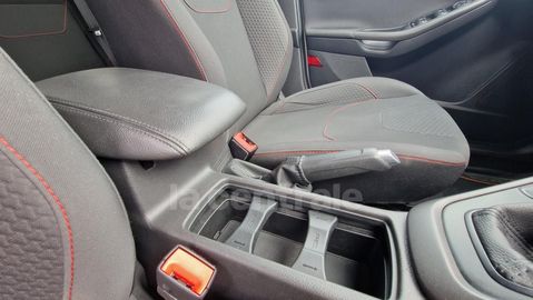 Car image 37