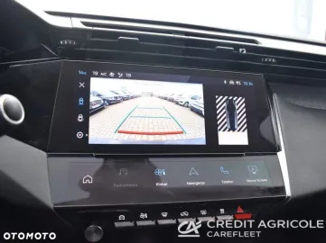 Car image 32