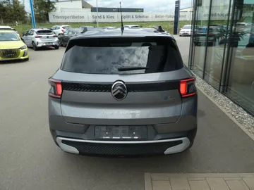 Car image 33