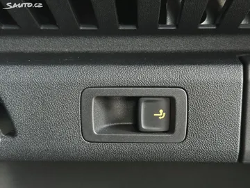Car image 50
