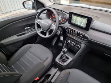 Car image 15