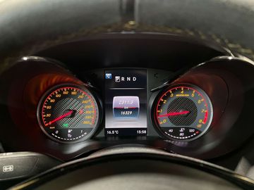 Car image 30