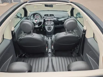 Car image 30