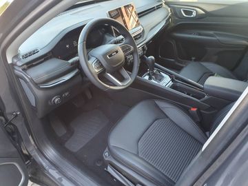 Car image 8