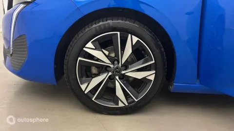 Car image 20